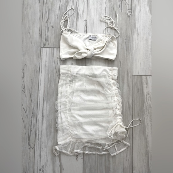 That’s So Fetch Drishti Crop and Skirt Set White - Picture 1 of 5